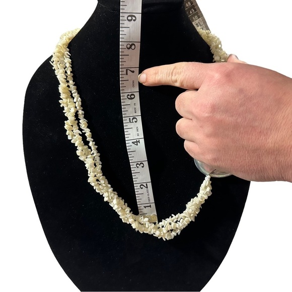 Vtg Bold 3 Strain Shell Beads Beach Necklace with Huge Natural Shell Pendant 27” - Picture 4 of 10